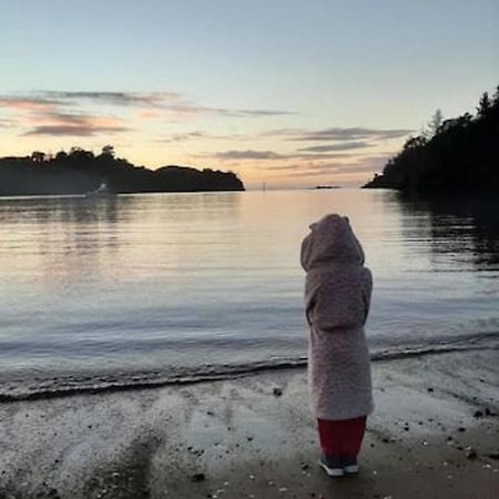 Marina Vista Cabin Тутукака Экстерьер фото